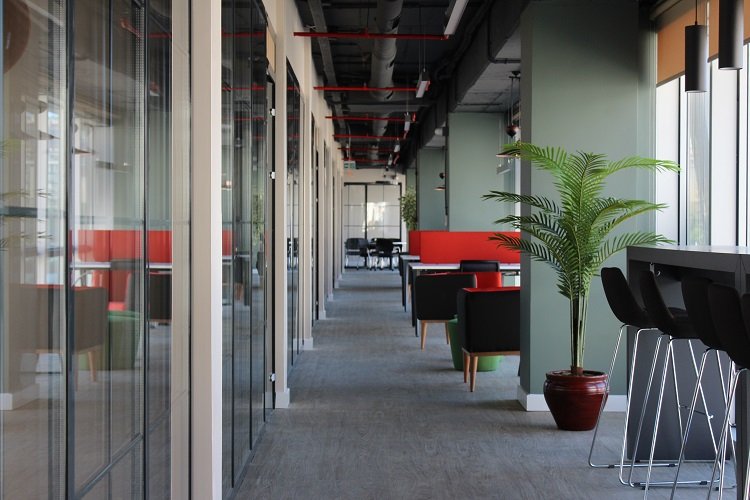 1600 M2 Ofis Alanı