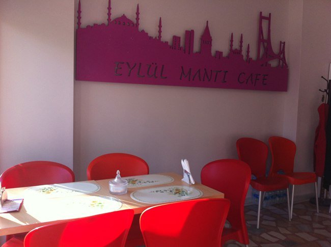 Ataşehir'de Dizilere Kiralık Cafe