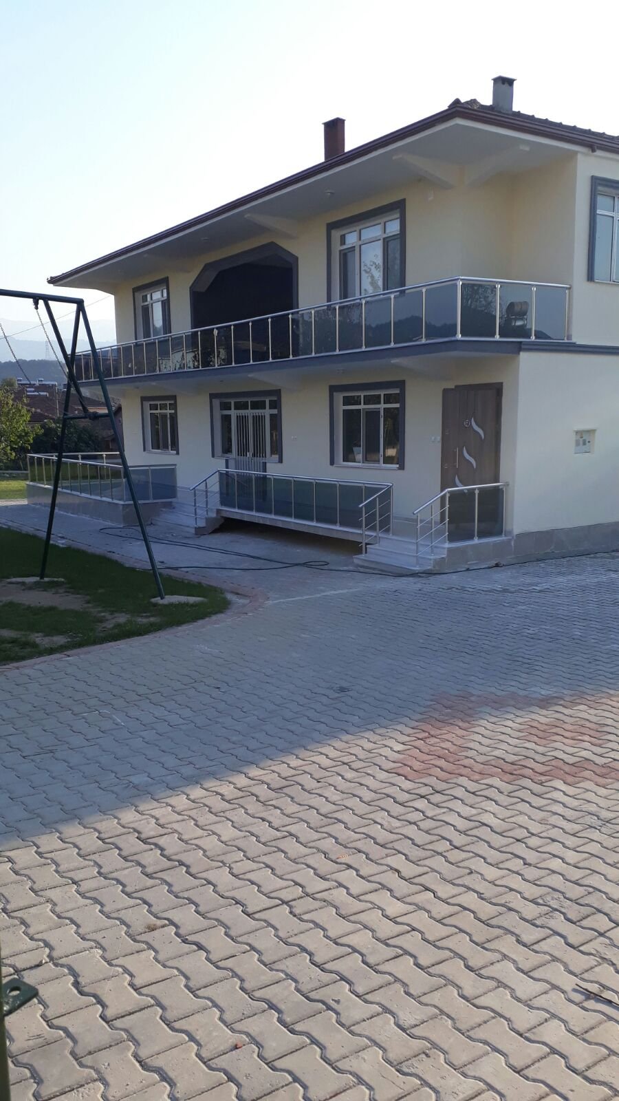 Diziler için kiralik büyük ev 500m2 , arsası 2000 m2