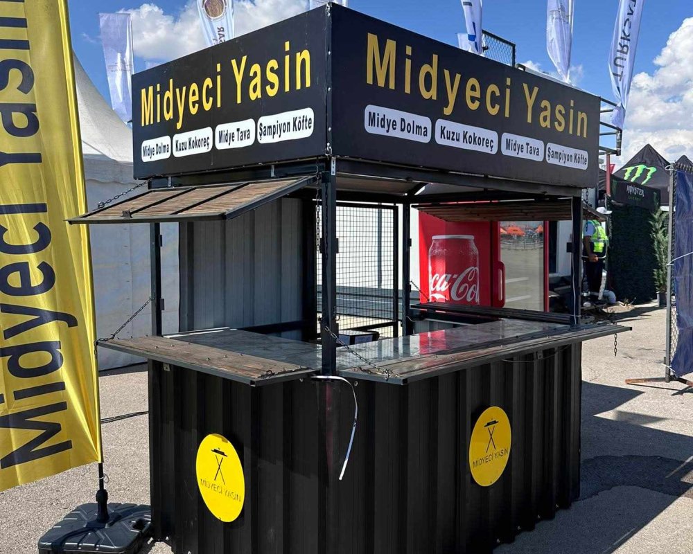 Konteyner cafe büfe döner kokoreç midye dolma ister yemek satışı yap ister misir sat yada hediyelik eşya kıyafet ister vitamin bar kafe yap ölçüleri 140.cn 180.cn yükseklik 220cm