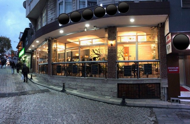 İki katlı Cafe