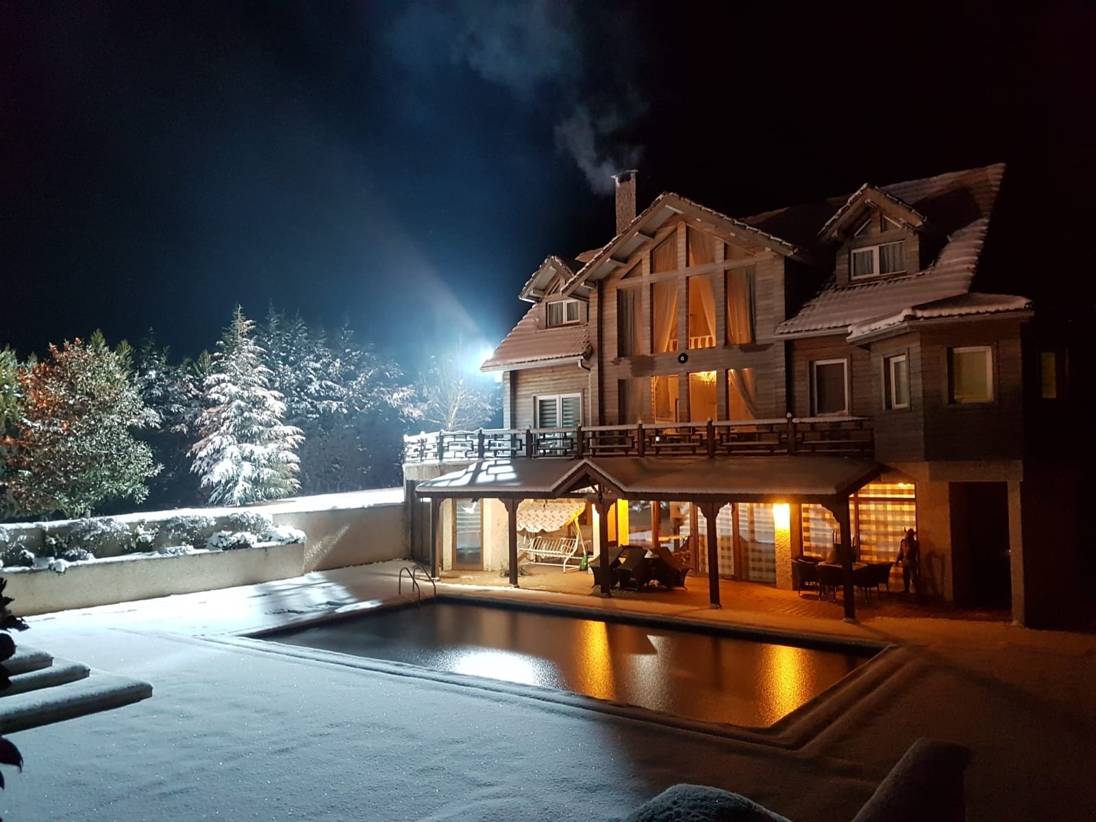 ÇİFTLİK EVİ