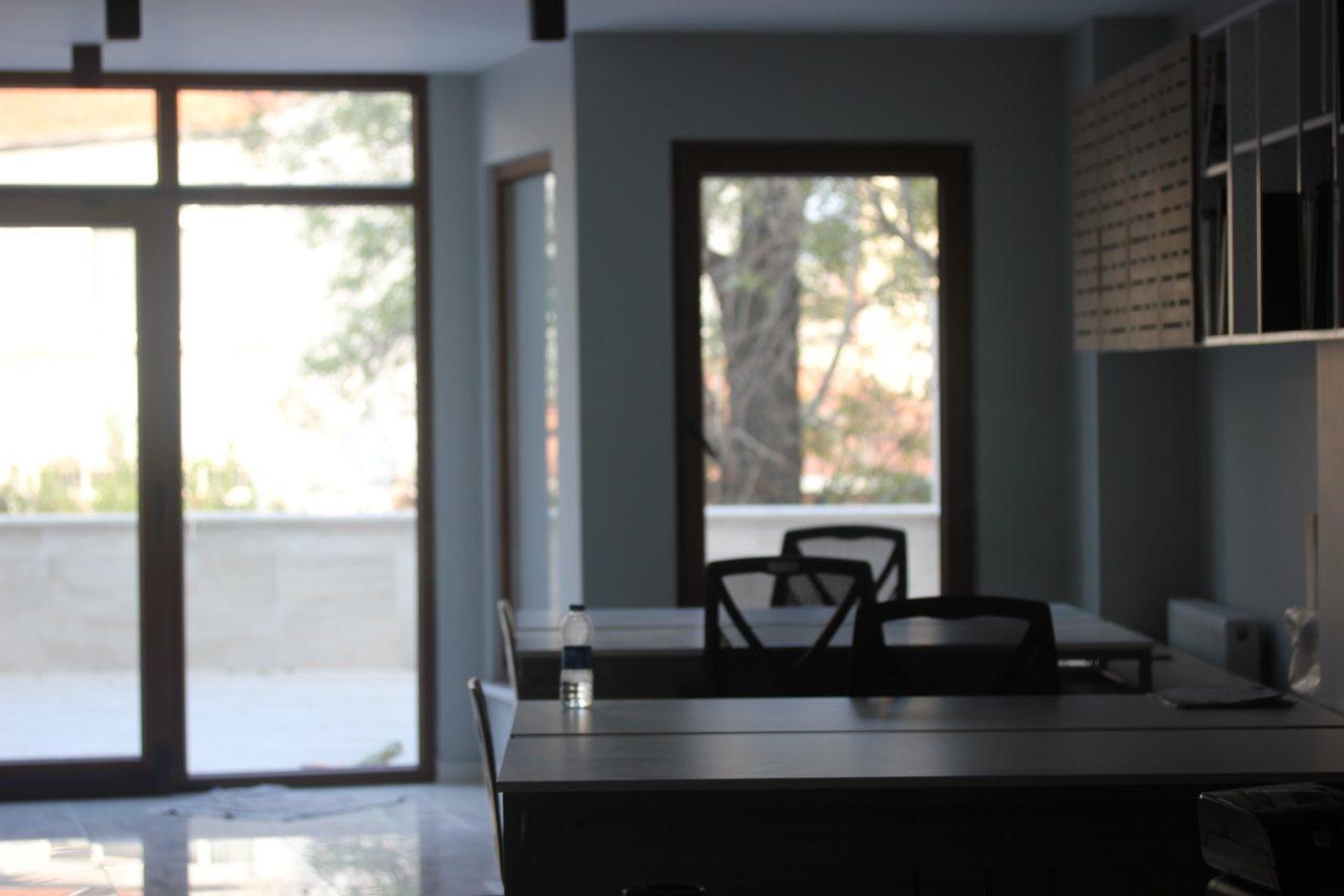 Kiralık Modern Ofis detaylı fotoğrafları
