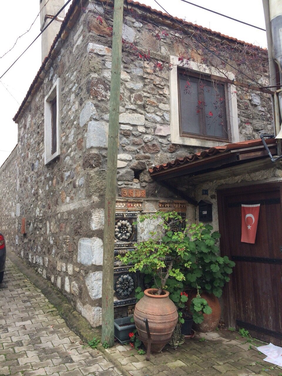 bodrum taş ev