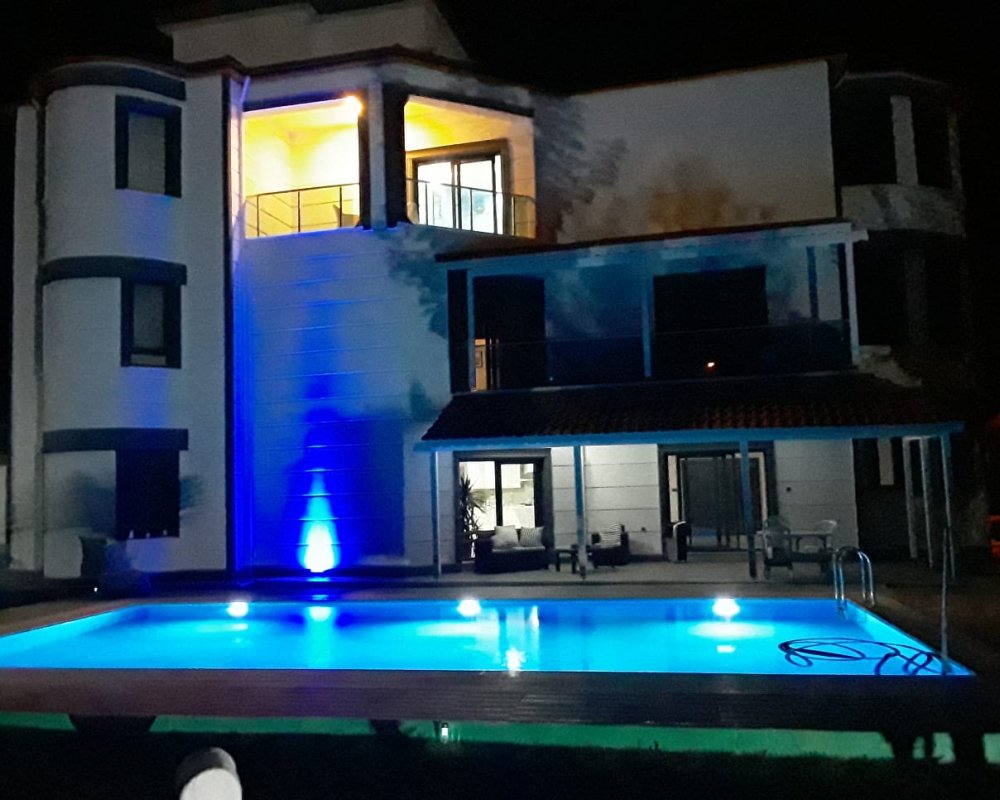 Ormanın İçerisinde Villa